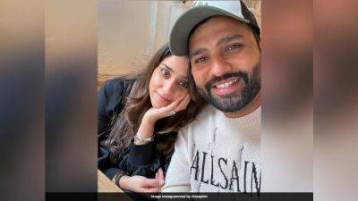 Ritika Sajdeh's Reply On Fan's Video Praising 'Selfless Captain' Rohit Sharma Is Viral