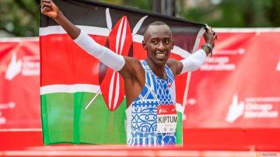 Kenyans mourn marathon world record holder Kiptum as body returns home