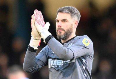 Gillingham goalkeeper Jake Turner was injured against Stockport County and is now a doubt for weekend game with Wrexham –Glenn Morris ready to step in if needed for League 2 match