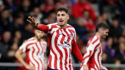 Atletico defender Gimenez suffers another thigh injury