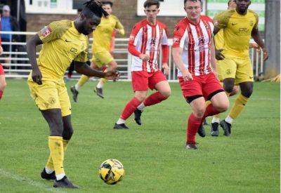 Steve Lovell - Thomas Reeves - Herne Bay manager Steve Lovell on dual-registered midfielder Bola Dawodu’s future and an Isthmian South East trip to Erith & Belvedere - kentonline.co.uk