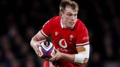 Tompkins insists Wales aren't scared of Ireland