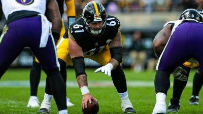 Steelers release starting center Mason Cole, save $5M - ESPN