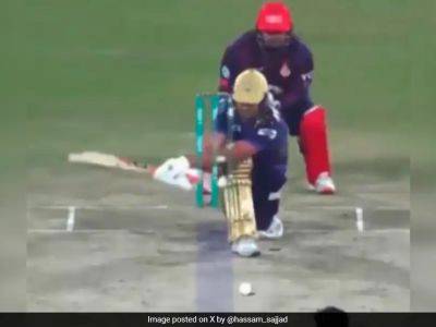 Shadab Khan - Hawk-Eye Apologises To PCB After Massive DRS Error Gifts Rilee Rossouw Lifeline In PSL - sports.ndtv.com - Pakistan