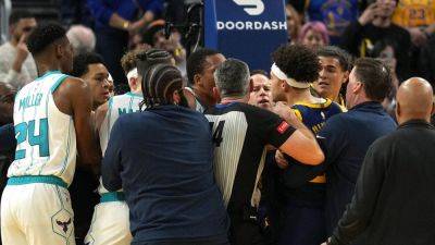 Warriors, Hornets players scuffle after last-second lay-up attempt in Golden State's win