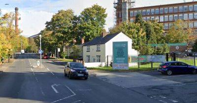 LIVE: Main road in Reddish closed off by police after incident - manchestereveningnews.co.uk