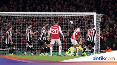 Arsenal Unggul 2-0 atas Newcastle di Babak Pertama