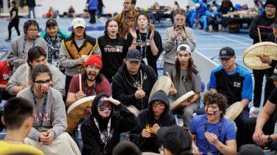 Behchokǫ̀, N.W.T., handgames tournament has $150K in prizes. One former player says that's too much