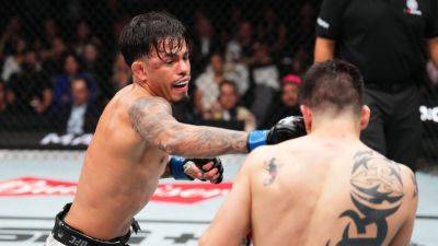Brandon Moreno - Brandon Royval spoils Moreno's homecoming at UFC Mexico City - ESPN - espn.com - Mexico