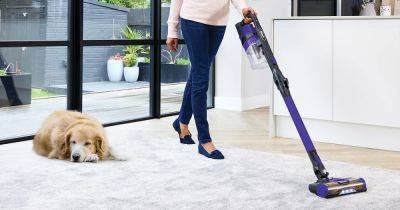 Shark sale slashes price of five-star rated £189 vacuum that's 'as lightweight as it is powerful' for limited time - manchestereveningnews.co.uk