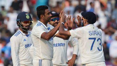 England 145 all out, setting India target of 192 to win