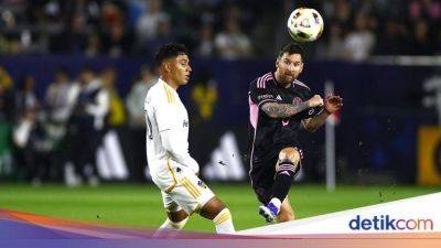 Lionel Messi - Jordi Alba - Inter Miami - MLS 2024: Messi Selamatkan Inter Miami dari Kekalahan Lawan LA Galaxy - sport.detik.com
