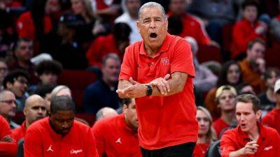 Houston rises to No. 1 in AP men's college basketball poll - ESPN