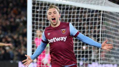 Jarrod Bowen just the trick for Hammers in rout of Brentford