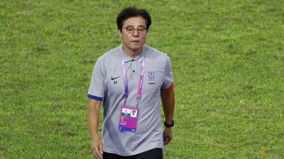 South Korea picks Hwang Sun-hong as interim coach to replace Klinsmann