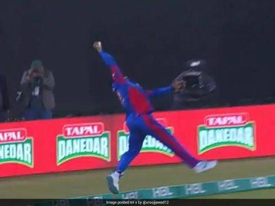 West Indies - Kieron Pollard - "Ye Hoti Hai Fielding": Pakistan Fans React As Kieron Pollard Pulls Off Stunner In PSL. Watch - sports.ndtv.com - Pakistan - county Kings