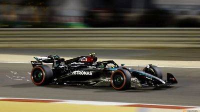 Mercedes dominate Bahrain practice, Verstappen sixth