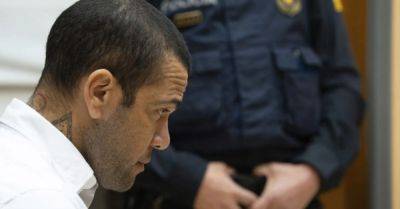 Dani Alves faces second day of sexual assault trial in Barcelona