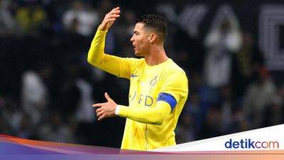 Cristiano Ronaldo - Riyadh Season Cup: Al Nassr Kalah, Ronaldo Marah-marah ke Wasit - sport.detik.com