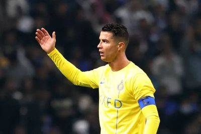 Cristiano Ronaldo: Al Nassr captain bites back at Al Hilal fans' 'Messi' taunts
