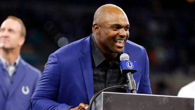 2024 Class of Pro Football Hall of Fame revealed: Dwight Freeney, Devin Hester headline star-studded group