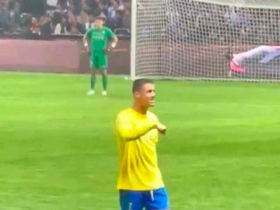 Watch: Cristiano Ronaldo Left Fuming By Lionel Messi Chants; Indecent Gesture Goes Viral