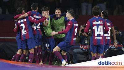 Lionel Messi - Robert Lewandowski - Fermin Lopez - Barcelona ke Perempatfinal Lagi Setelah 4 Tahun - sport.detik.com