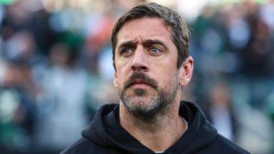 Aaron Rodgers - Aaron Rodgers accused of sharing Sandy Hook conspiracies in 2013 amid link to RFK Jr.'s presidential campaign - foxnews.com - New York - state New Jersey - county Rutherford - county Perry