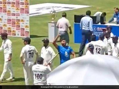Watch: Shreyas Iyer Dances After Mumbai's Ranji Trophy Win. Internet Talks About Back Pain