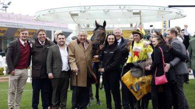 Horse racing-Fergie time at Cheltenham as ex-Man Utd manager does the double
