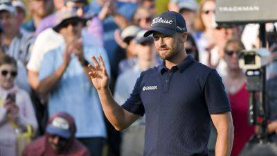 Wyndham Clark surges into clear lead at Players Championship