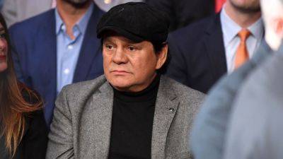 Boxing great Roberto Duran receiving care for heart problem - ESPN