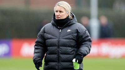 Chelsea coach Emma Hayes regrets relationship comments