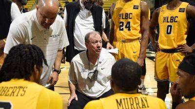 Long Beach State eyes NCAA tourney bid after coach's dismissal - ESPN - espn.com - county Long - county Orange
