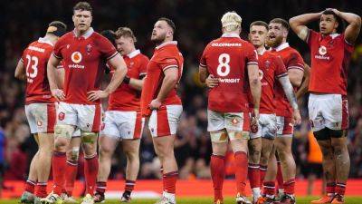 Italy win in Cardiff to condemn Wales to wooden spoon