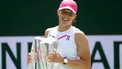 Swiatek takes Indian Wells women's final for Tour-leading 20th match win of year
