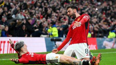Manchester United captain Bruno Fernandes keen for win over Liverpool to inspire team