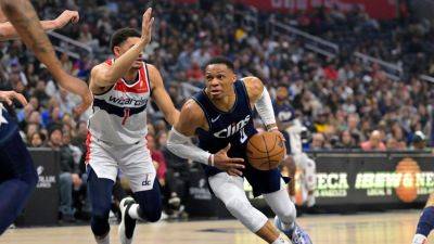 Russell Westbrook - Russell Westbrook exits Wizards-Clippers with fractured hand - ESPN - espn.com - Washington - Los Angeles