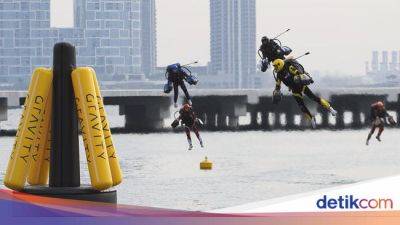 Melihat Serunya Lomba Pakaian Jet Bak Iron Man di Dubai - sport.detik.com