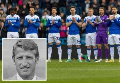 Gillingham players and supporters held a minute’s applause at Priestfield on Saturday to honour former manager Gerry Summers