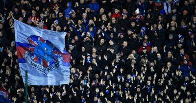 Rangers fans are one of a kind as Hotline has an easy fix for Pitchgate everyone has missed