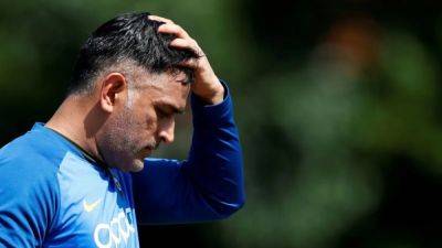 Ruturaj Gaikwad - International - Dhoni relinquishes captaincy as Chennai gear up for IPL defence - channelnewsasia.com - Usa - India