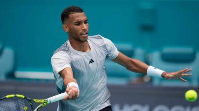 Auger-Aliassime advances to 2nd round of Miami Open, joins fellow Canadian Shapovalov