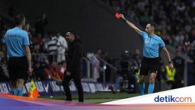 Robert Lewandowski - El Clasico - Xavi Hernandez - Santiago Bernabéu - Ilkay Guendogan - Xavi Diskors Dua Laga, Comeback di El Clasico - sport.detik.com