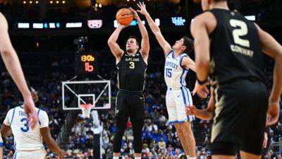 14th-seeded Oakland shocks No. 3 Kentucky, advancing in NCAA men's tournament for 1st time ever - cbc.ca