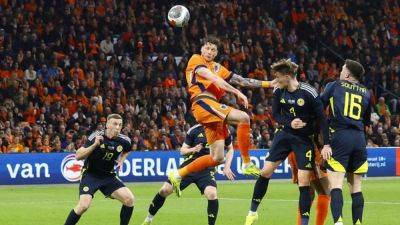 Sluggish start no bother for Dutch as they beat Scotland 4-0