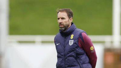 England boss Southgate dismisses disrespectful Man Utd links