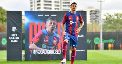 Barcelona expect Man City help to secure new deal for Joao Cancelo