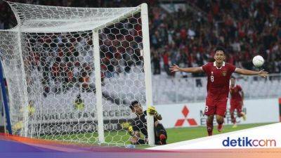 Marc Klok - Asia Di-Piala - Vietnam Vs Indonesia: Skuad Garuda Enjoy Latihan di Hanoi - sport.detik.com - Indonesia - Vietnam - county Walsh