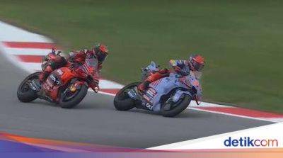 Momen Senggolan Bagnaia dan Marquez Sampai Crash di MotoGP Portugal